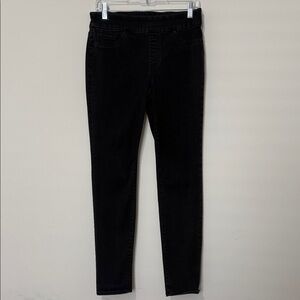 Chicos Black Pull On Jeggings ,size 00 (2)